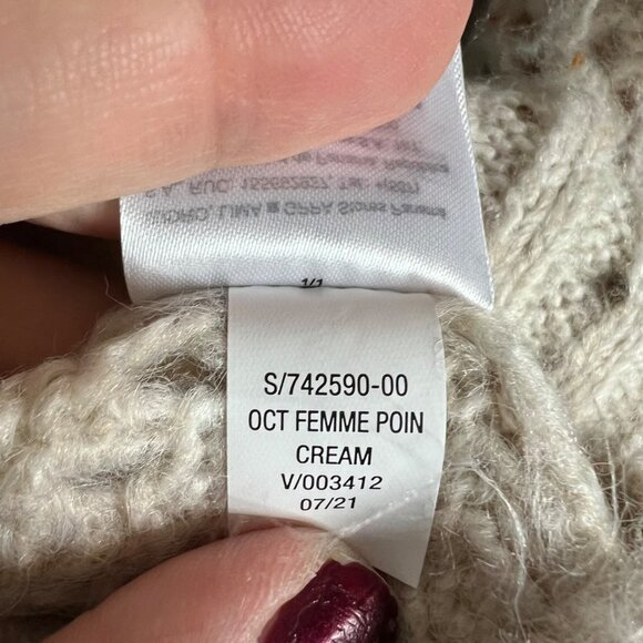 NWOT Old Navy Pointelle Knit Ruffle Sleeve Sweater Cream Plus Size 2X 3X 4X - Picture 6 of 7